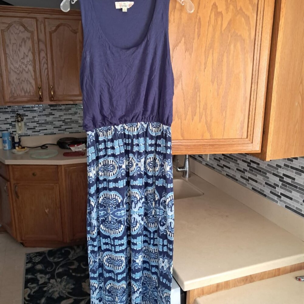 WOMENS DRESS SIZE L